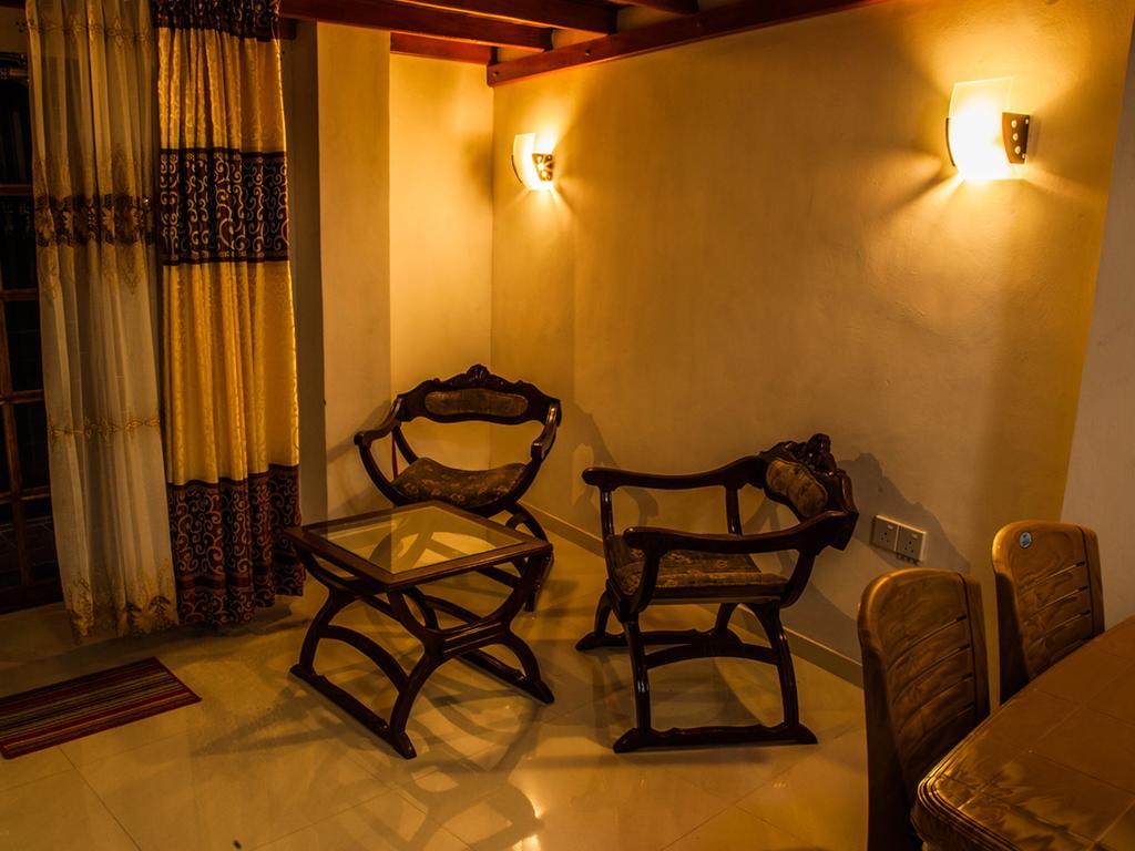 Gt Homes Peradeniya Dış mekan fotoğraf