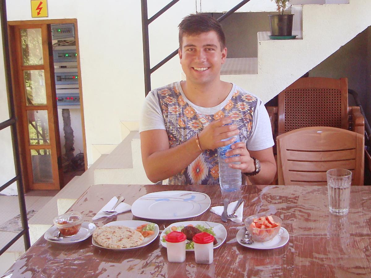 Gt Homes Peradeniya Dış mekan fotoğraf